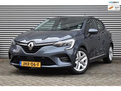 Occasion Renault Clio V Zen 91 PK (66 kW) 2021 Grijs (metallic) Hatchback