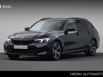 Zwart Gebruikt 2022 BMW 330e M Sport Stationwagen | € 38.880 (Duur)