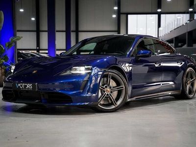 Blauw Gebruikt 2020 Porsche Taycan Turbo Sedan | € 66.995