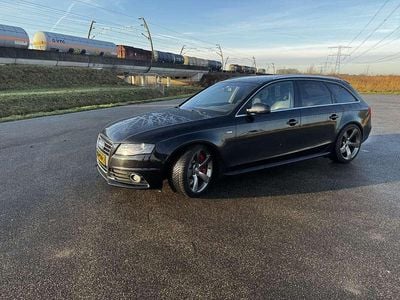 Zwart Occasion 2011 Audi A4 Stationwagen | € 8.995 (Duur)