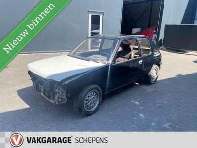 tweedehands Peugeot 205 1.6 GTI voor revisie