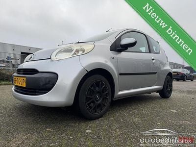 Grijs Gebruikt 2006 Citroën C1 Hatchback | € 2.190 (Eerlijke prijs)