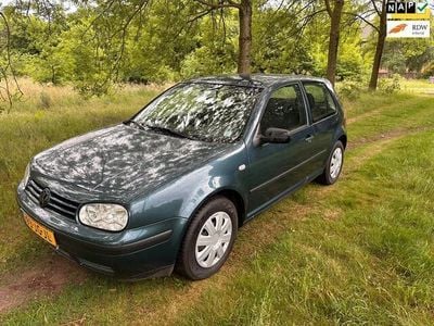 VW Golf IV