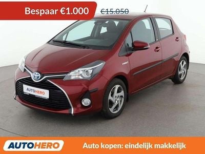 Occasion Toyota Yaris Hybrid Edition-S 101 PK (74 kW) 2017 Rood Hatchback