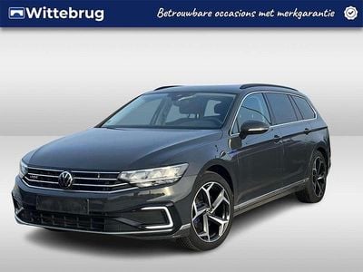 Grijs Occasion 2021 VW Passat GTE Stationwagen | € 25.450 (Eerlijke prijs)