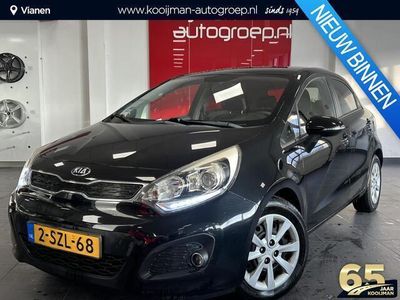 Zwart Gebruikt 2014 Kia Rio Plus Hatchback | € 6.950 (Eerlijke prijs)