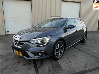 Grijs, metallic lak Occasion 2018 Renault Mégane GrandTour Bose Edition Stationwagen | € 17.495 (Duur)