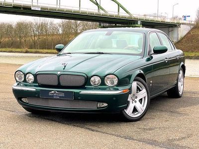 tweedehands Jaguar XJR 4.2 V8 S/C / BRITISH RACING GREEN / SCHUIFDAK / SE