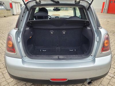 Grijs Gebruikt 2007 Mini ONE Hatchback | € 2.299 (Eerlijke prijs)