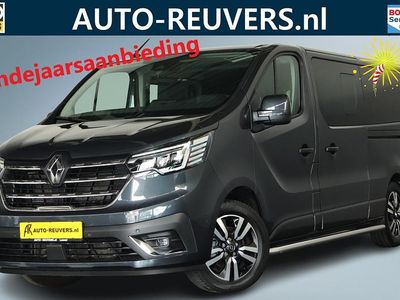 Grijs Gebruikt 2023 Renault Trafic Luxe MPV | € 31.850 (Eerlijke prijs)