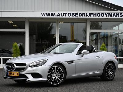 Grijs Gebruikt 2016 Mercedes SLC180 Cabriolet | € 27.950