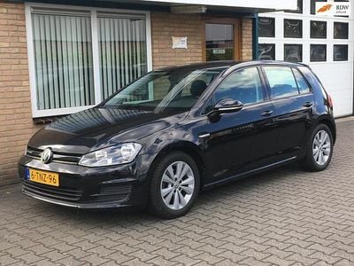 Zwart (metallic) Occasion 2014 VW Golf VII Comfortline Hatchback | € 5.950