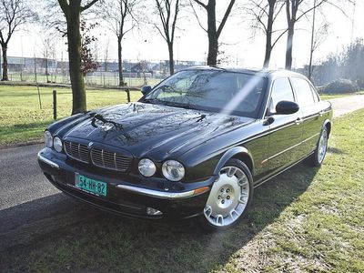 Zwart Gebruikt 2005 Jaguar XJ Executive Sedan | € 9.850