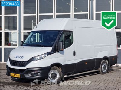 tweedehands Iveco Daily 35S14 Automaat Nwe model L2H2 3500kg trekhaak Airco Cruise 12m3 Airco Trekhaak Cruise control