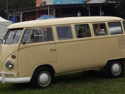 tweedehands VW Transporter split window bus