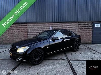 Zwart Occasion 2008 Mercedes C200 Avantgarde Sedan | € 6.999 (Eerlijke prijs)