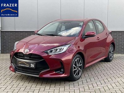 Rood Gebruikt 2021 Toyota Yaris Hatchback | € 18.995 (Eerlijke prijs)