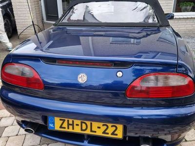 MG F