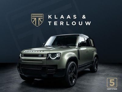 Groen (metallic) Gebruikt 2025 Land Rover Defender Black Edition SUV | € 110.971