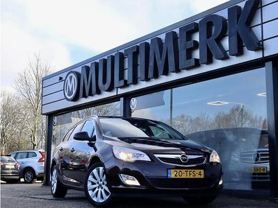 Bruin Occasion 2012 Opel Astra Cosmo Stationwagen | € 3.445 (Eerlijke prijs)