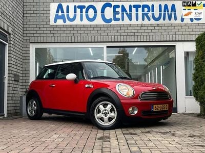 Rood Gebruikt 2010 Mini Cooper Business Hatchback | € 4.999 (Eerlijke prijs)