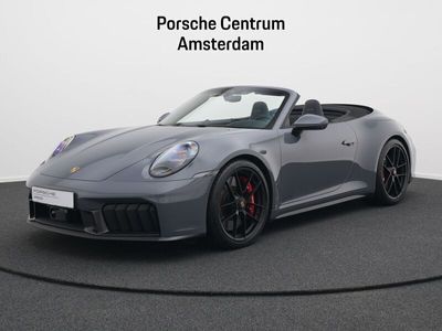 Porsche 911 Carrera 4 GTS