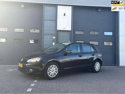 Zwart Gebruikt 2010 VW Golf VI Trendline Hatchback | € 4.995 (Goede deal)