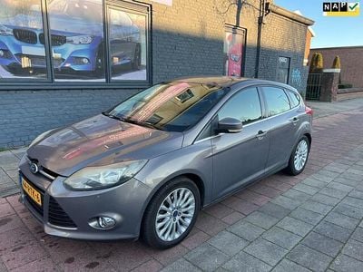 Bruin Gebruikt 2011 Ford Focus Titanium Hatchback | € 3.799 (Goede deal)