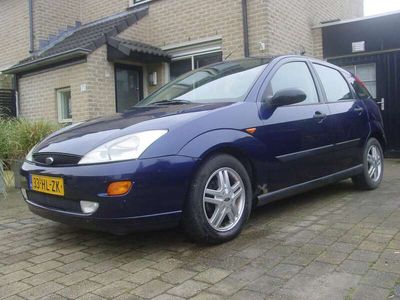 tweedehands Ford Focus 1.6-16V Collection