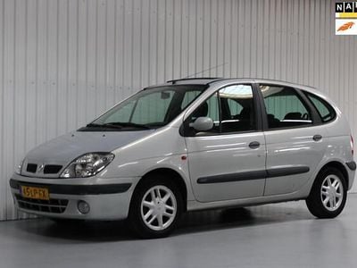 Grijs Gebruikt 2003 Renault Scénic Authentique MPV | € 950