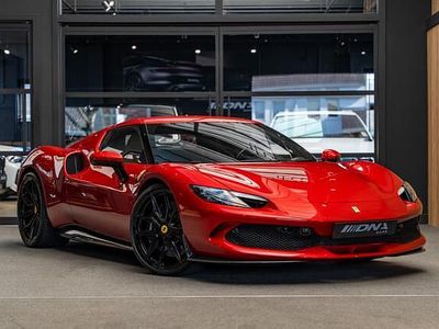 Occasion Ferrari 296 663 PK (487 kW) 2023 Rood (metallic) Coupé