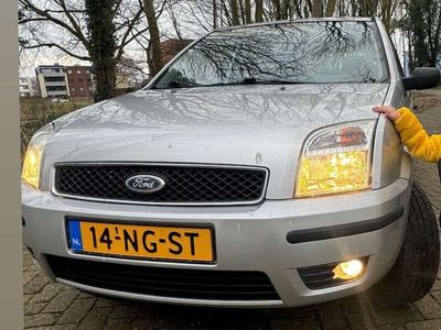 tweedehands Ford Fusion 1.6-16V Luxury