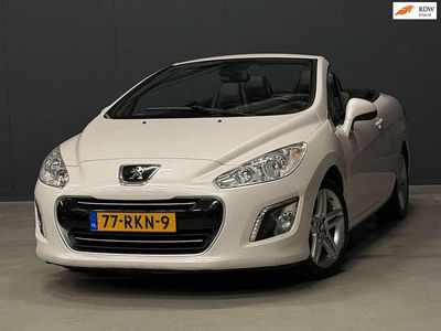 Wit (metallic) Occasion 2011 Peugeot 308 CC Griffe Cabriolet | € 5.950 (Eerlijke prijs)