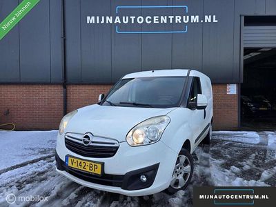 Wit Gebruikt 2016 Opel Combo Sport Sedan | € 3.650 (Super prijs)