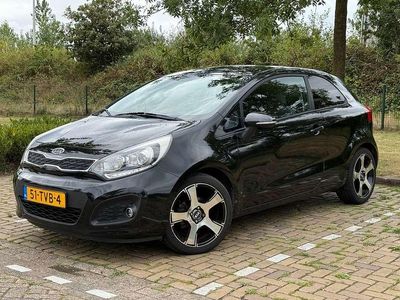 Occasion Kia Rio Plus 86 PK (63 kW) 2012 Zwart Hatchback