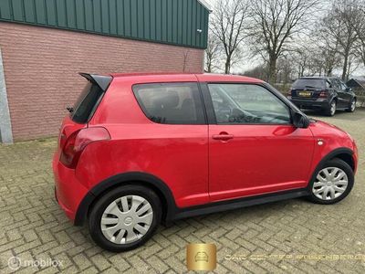 tweedehands Suzuki Swift 1.5 Exclusive GT pakket, Airco, Rood met NAP