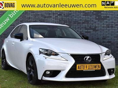 Lexus IS300h