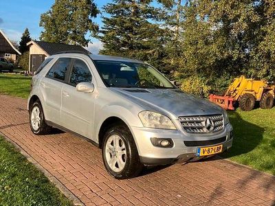 Mercedes ML320