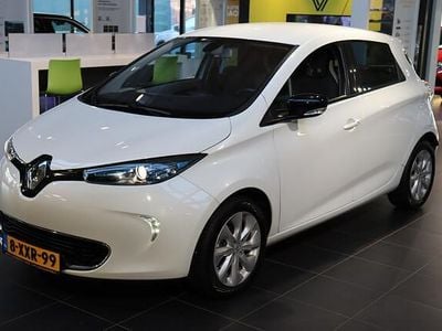 Wit Occasion 2015 Renault Zoe Intens Hatchback | € 6.750 (Eerlijke prijs)