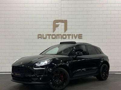 Zwart Gebruikt 2016 Porsche Macan SUV | € 43.890 (Duur)