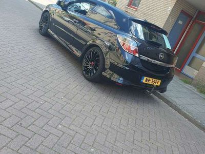 Opel Astra GTC