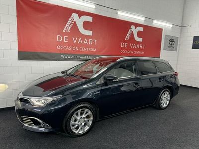 tweedehands Toyota Auris 1.8 Hybrid Executive - NAVI/PANODAK/LEER/CAMERA