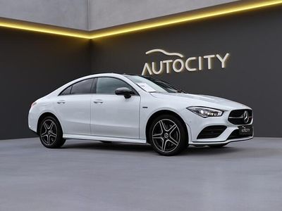 Wit Gebruikt 2021 Mercedes CLA250 AMG line Sedan | € 34.750 (Eerlijke prijs)