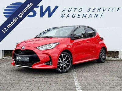 Occasion Toyota Yaris Hybrid Executive 116 PK (85 kW) 2020 Rood Hatchback
