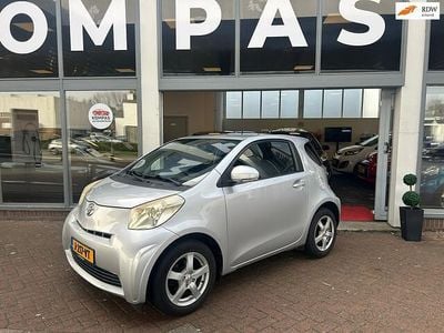 Occasion Toyota iQ Comfort 68 PK (50 kW) 2009 Grijs (metallic) Hatchback