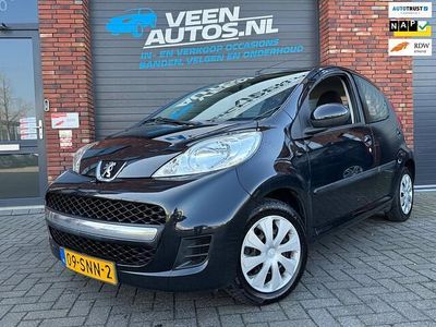 Occasion Peugeot 107 68 PK (50 kW) 2011 Zwart (metallic) Hatchback