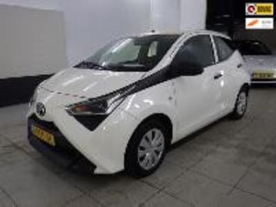 Wit Gebruikt 2019 Toyota Aygo Hatchback | € 8.950 (Goede deal)