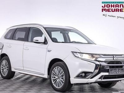 Wit Occasion 2020 Mitsubishi Outlander P-HEV Intense+ SUV | € 24.990 (Goede deal)