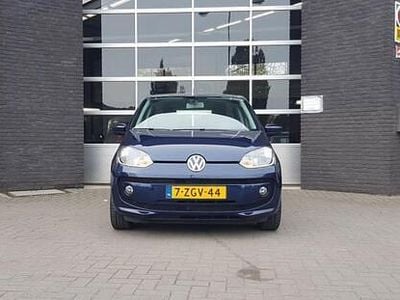 Blauw Gebruikt 2015 VW up! high up! Hatchback | € 6.900 (Eerlijke prijs)