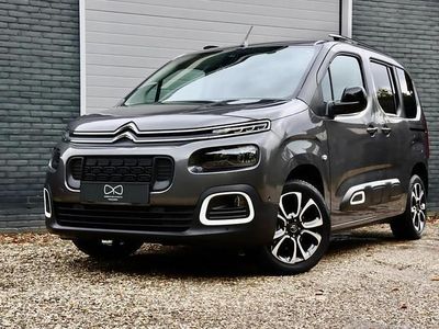 Grijs Occasion 2022 Citroën Berlingo Feel MPV | € 29.950